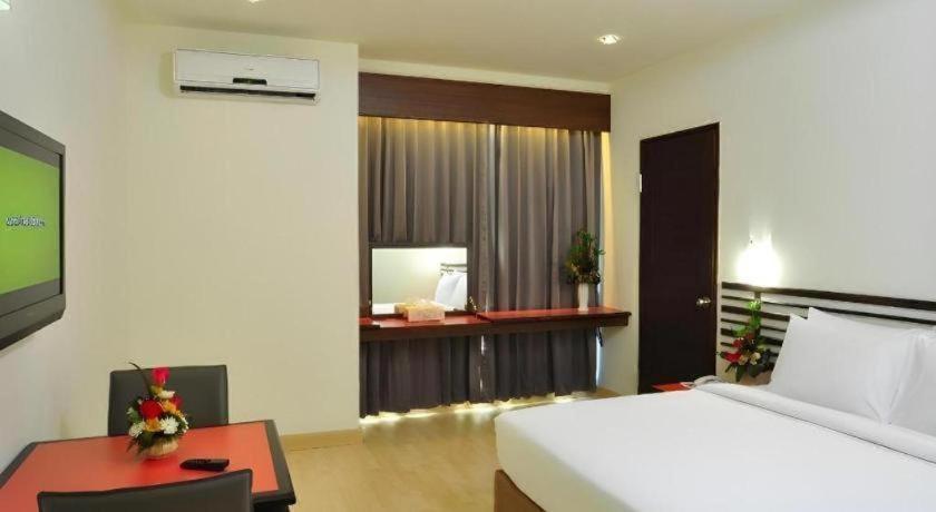 The Color Hotel Hat Yai Exterior foto