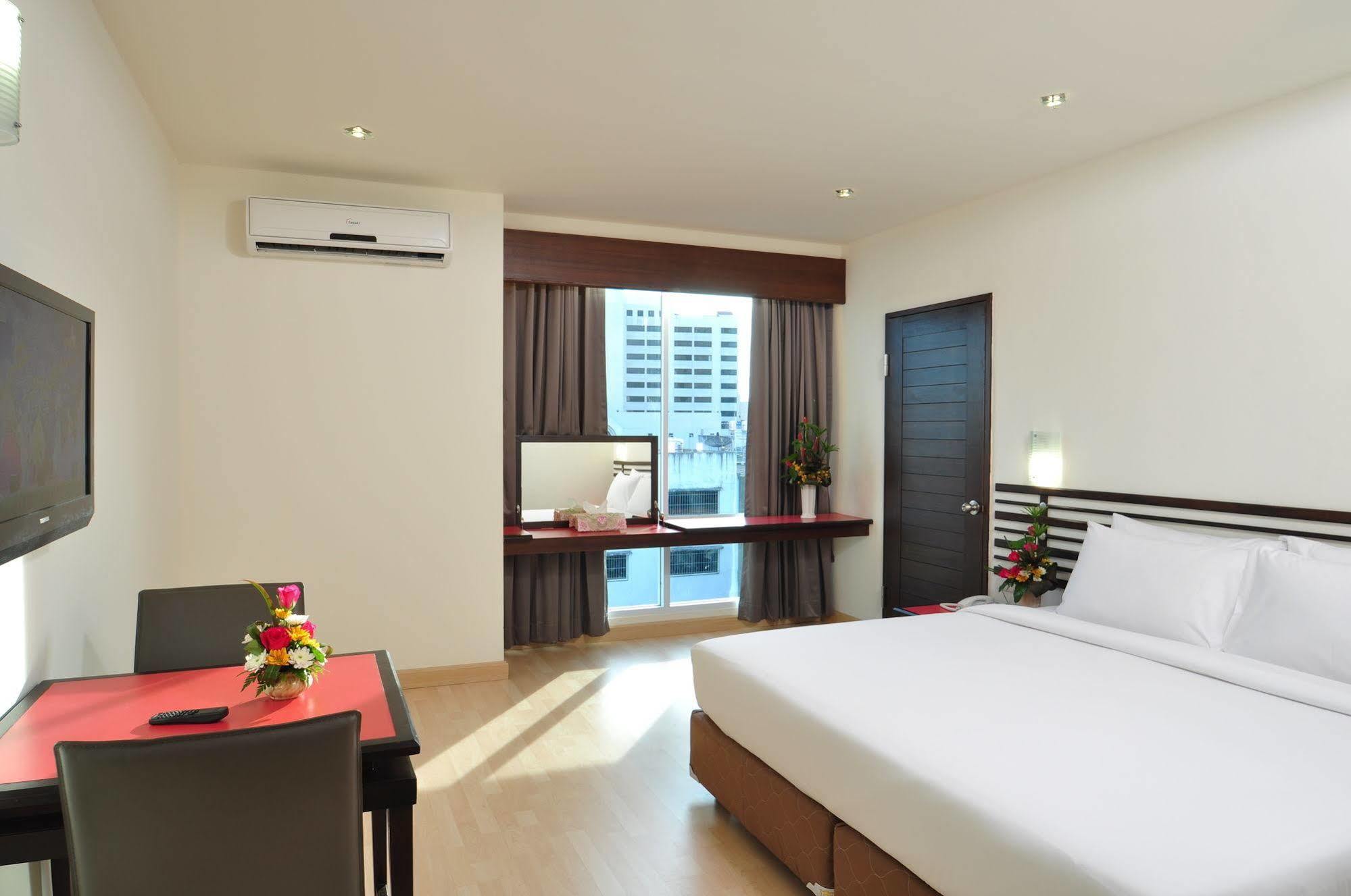 The Color Hotel Hat Yai Exterior foto